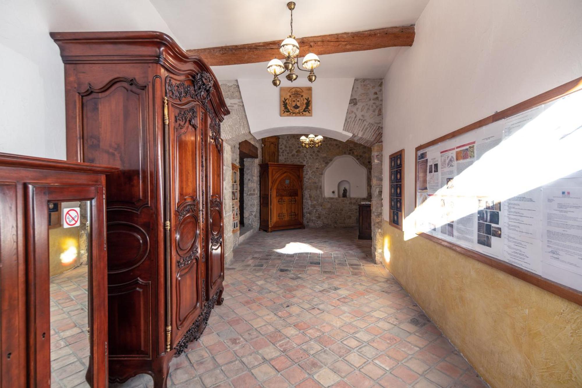 Appartement du Couvent Narbonne Extérieur photo